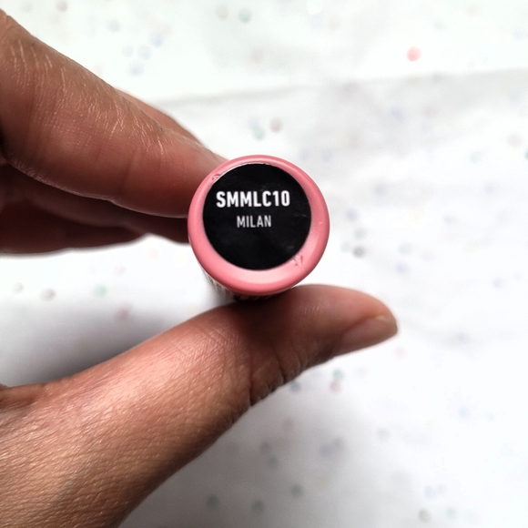 NYX Soft Matte Metallic Lip Cream - Picture 2 of 2